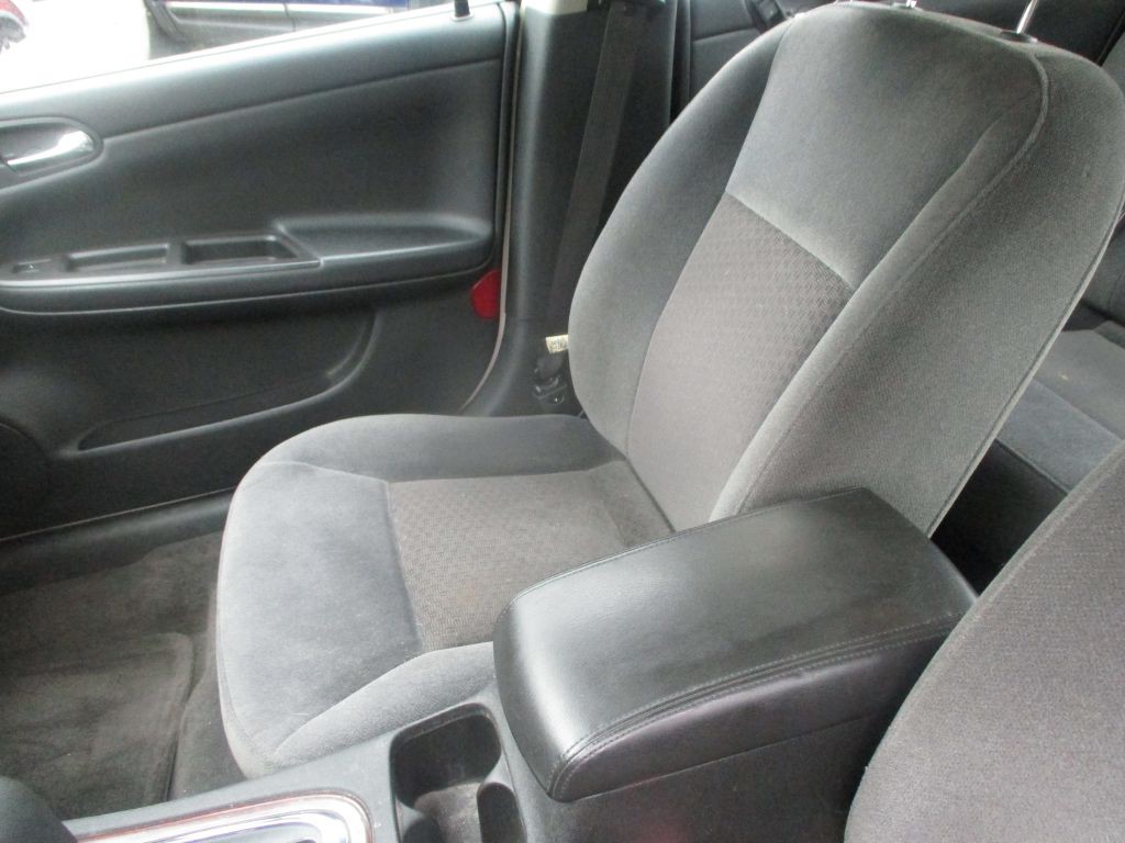 2009 Chevrolet Impala Image 10