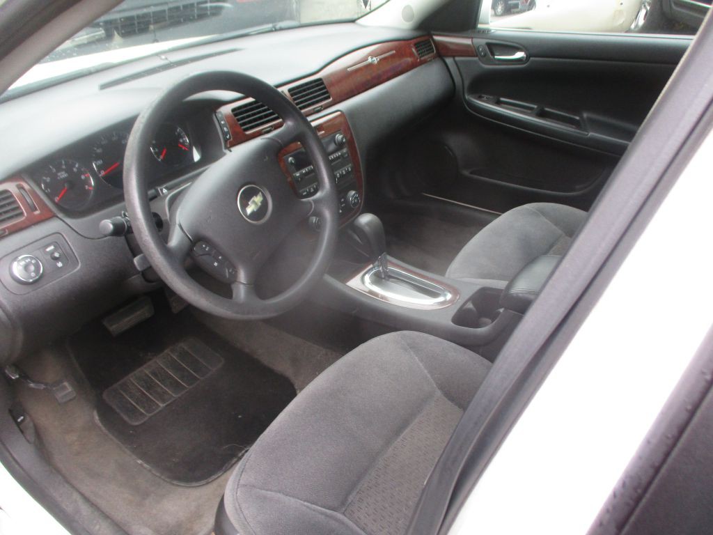 2009 Chevrolet Impala Image 11