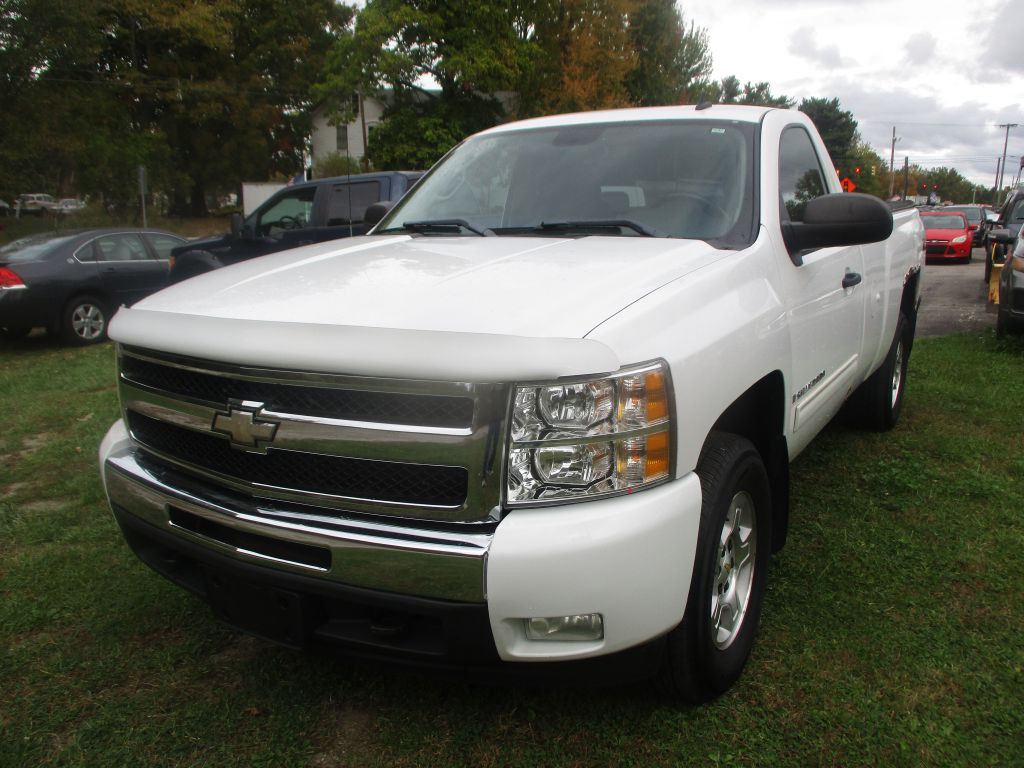 2009 Chevrolet Silverado 1500 Image 3