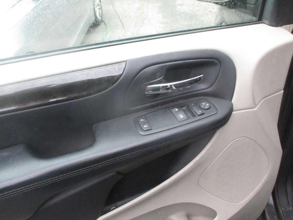 2014 Dodge Grand Caravan Image 11