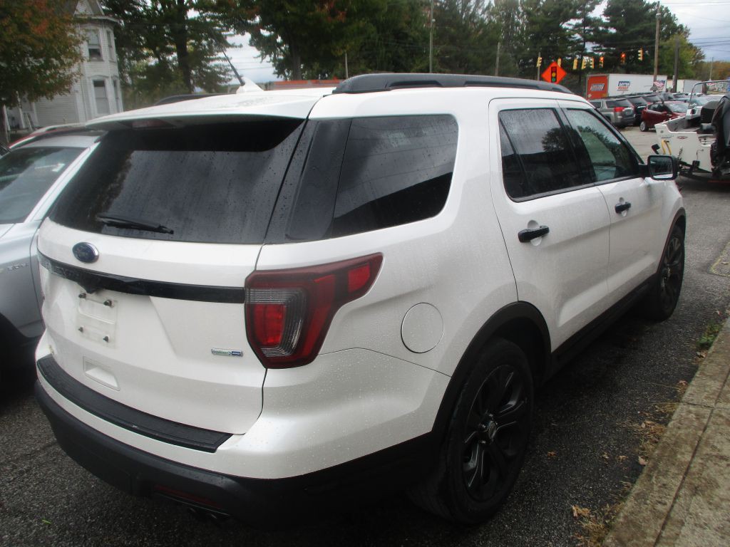 2018 Ford Explorer Image 7