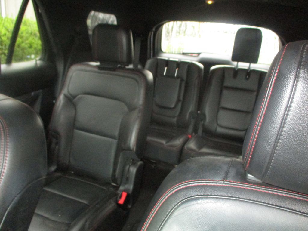 2018 Ford Explorer Image 16