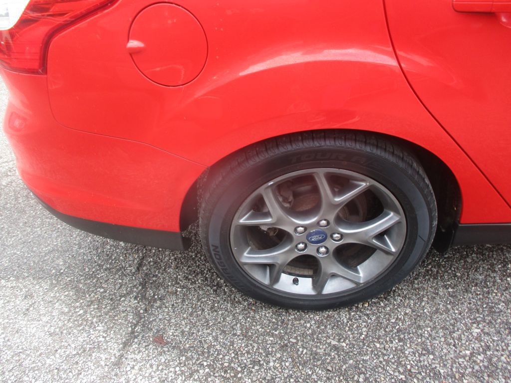 2013 Ford Focus Image 4