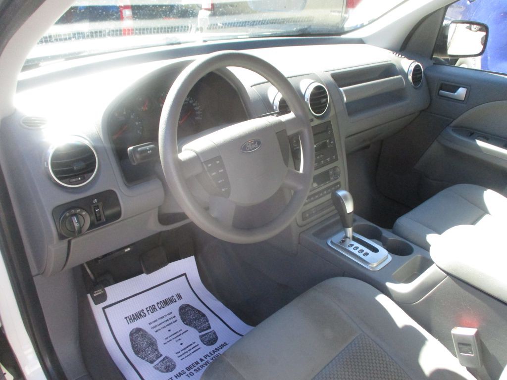 2006 Ford Freestyle Image 8