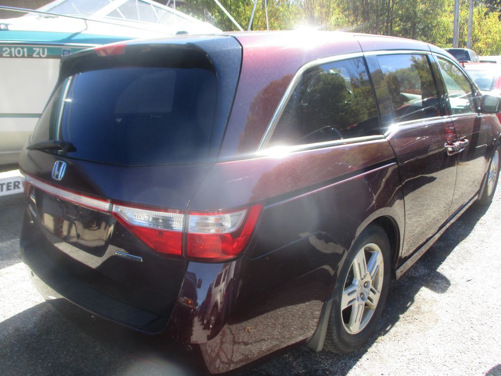 2012 Honda Odyssey Image 3