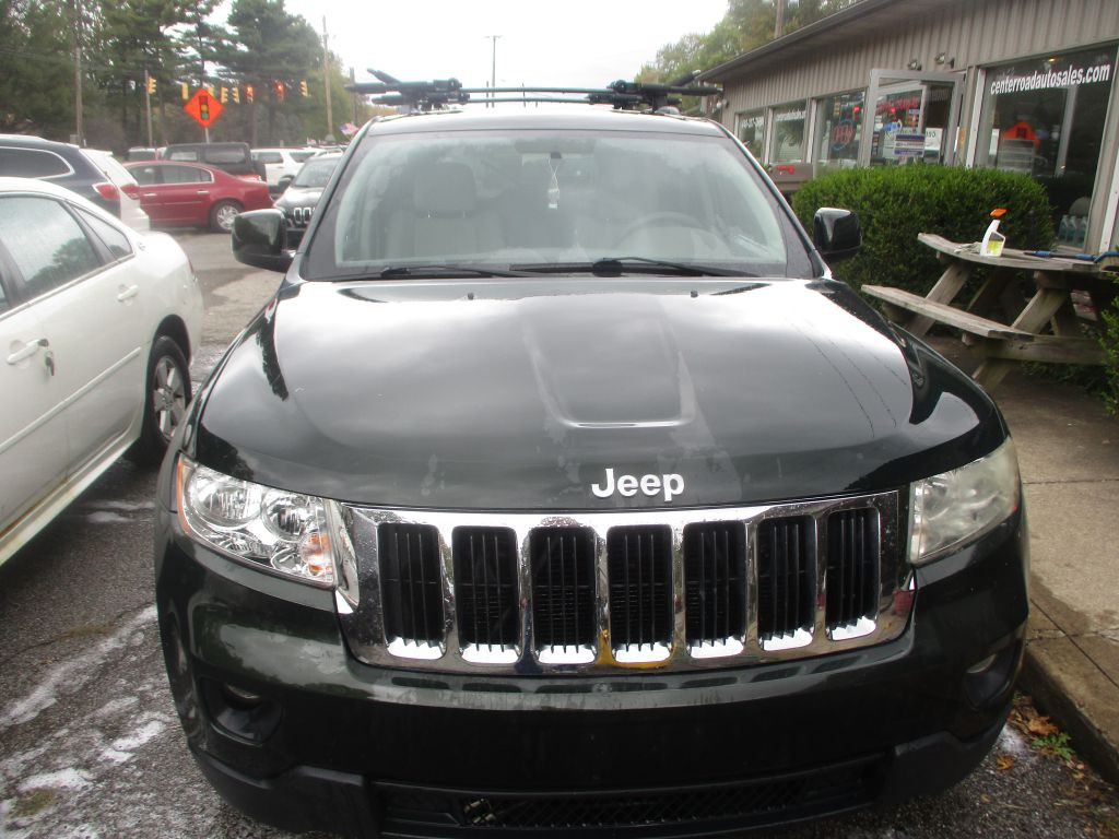 2011 Jeep Grand Cherokee Image 2