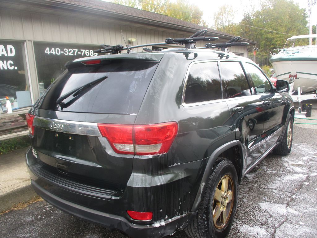 2011 Jeep Grand Cherokee Image 4