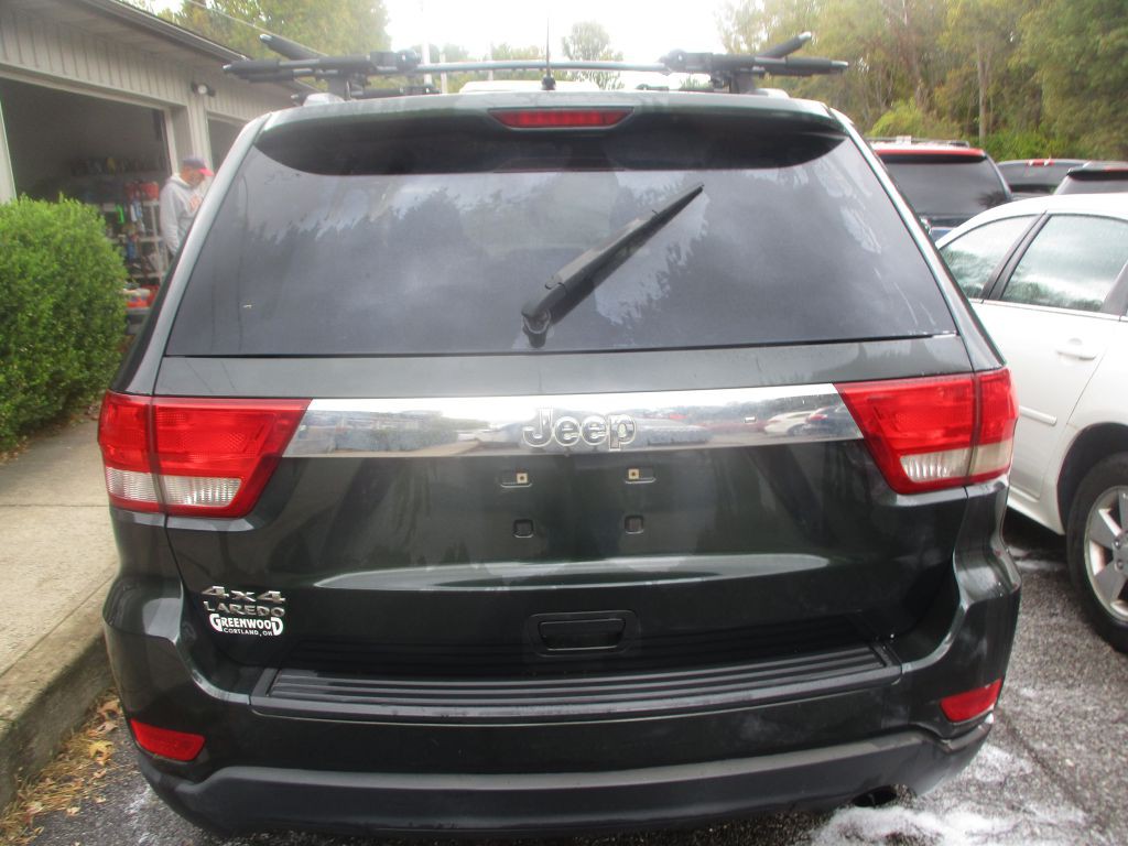 2011 Jeep Grand Cherokee Image 5