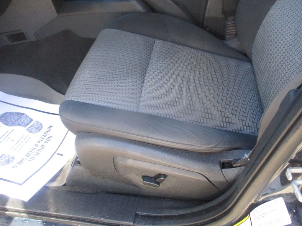 2009 Jeep Grand Cherokee Image 9