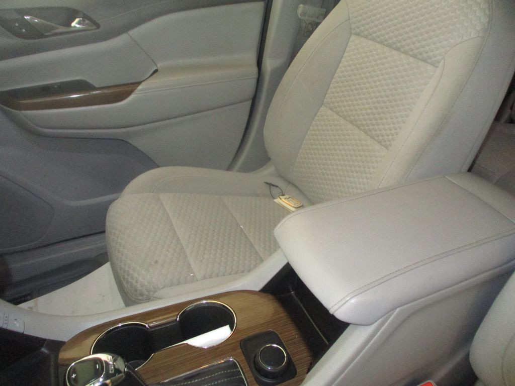 2019 GMC Acadia Image 11