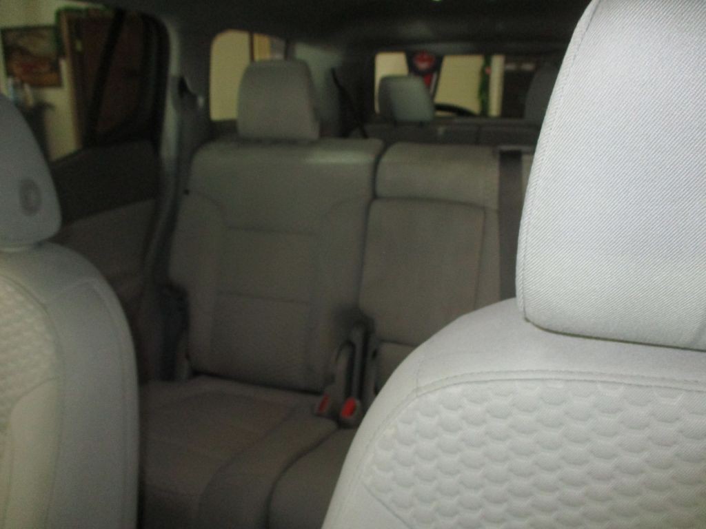 2019 GMC Acadia Image 12