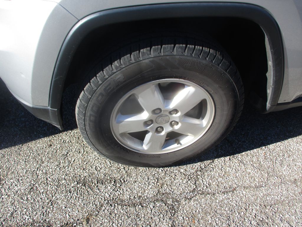 2013 Jeep Grand Cherokee Image 3