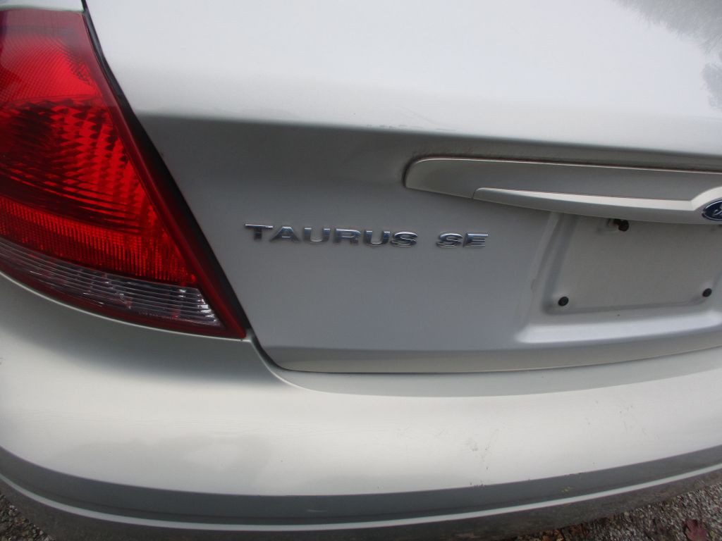 2006 Ford Taurus Image 6