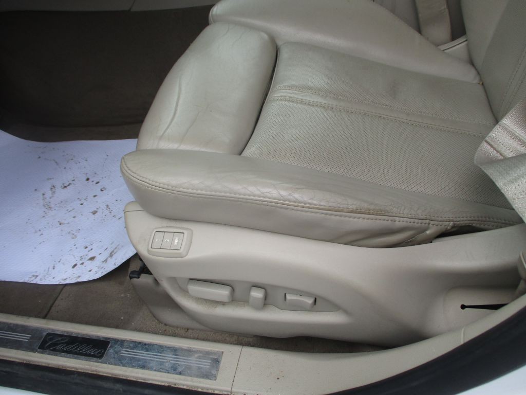 2011 Cadillac SRX Image 11