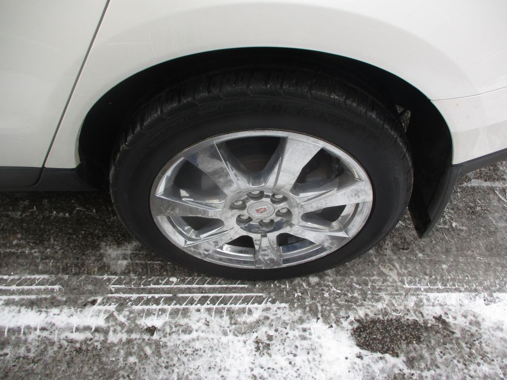 2011 Cadillac SRX Image 15