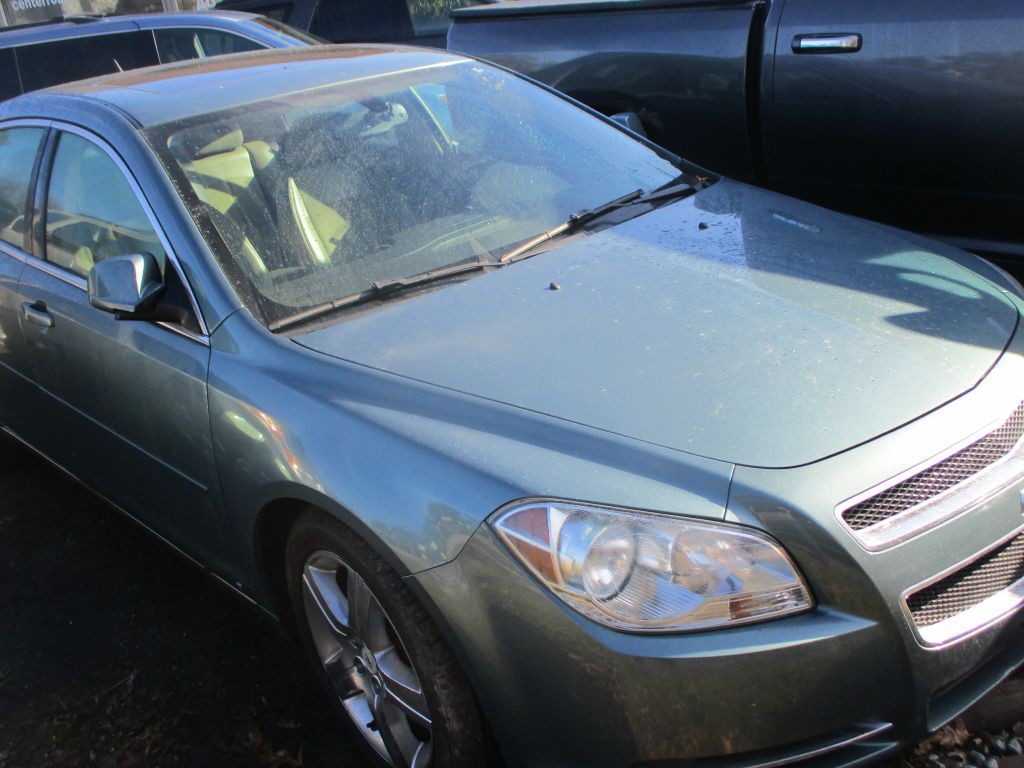2009 Chevrolet Malibu Image 1
