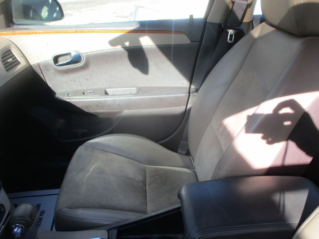 2009 Chevrolet Malibu Image 10