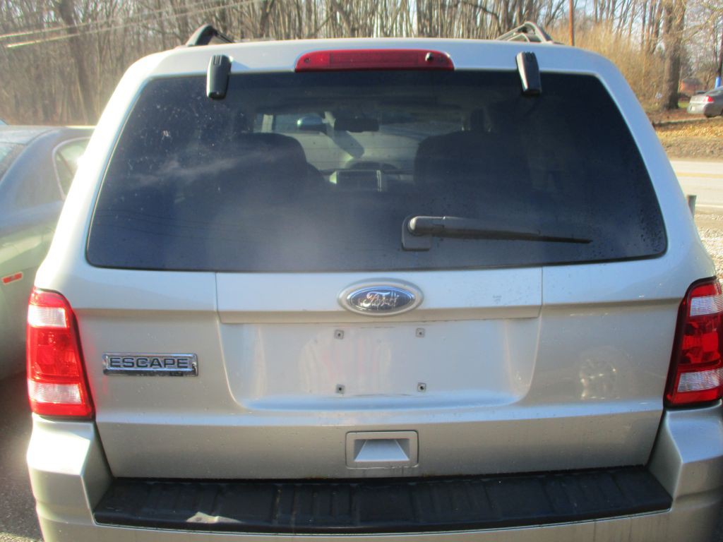 2010 Ford Escape Image 6