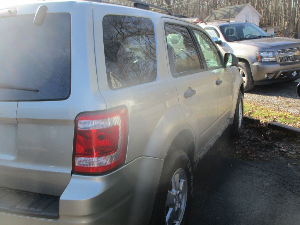 2010 Ford Escape Image 7
