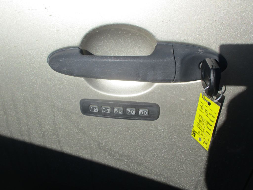 2010 Ford Escape Image 11