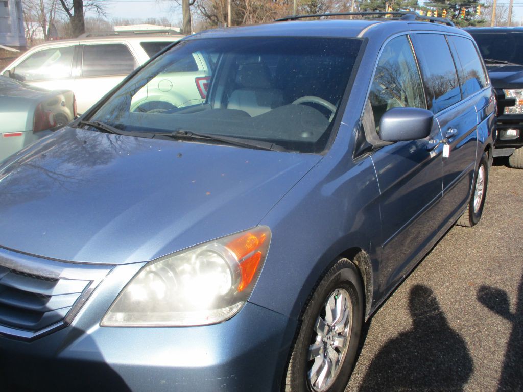 2010 Honda Odyssey Image 2