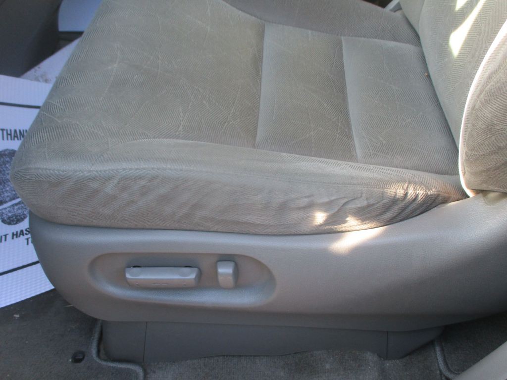 2010 Honda Odyssey Image 10