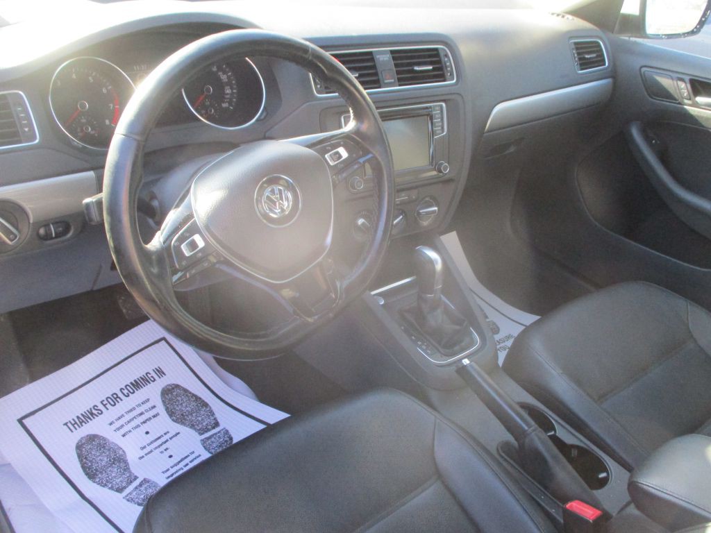 2017 Volkswagen Jetta Image 9