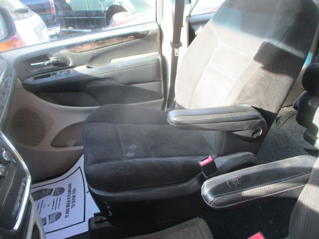 2014 Dodge Grand Caravan Image 11