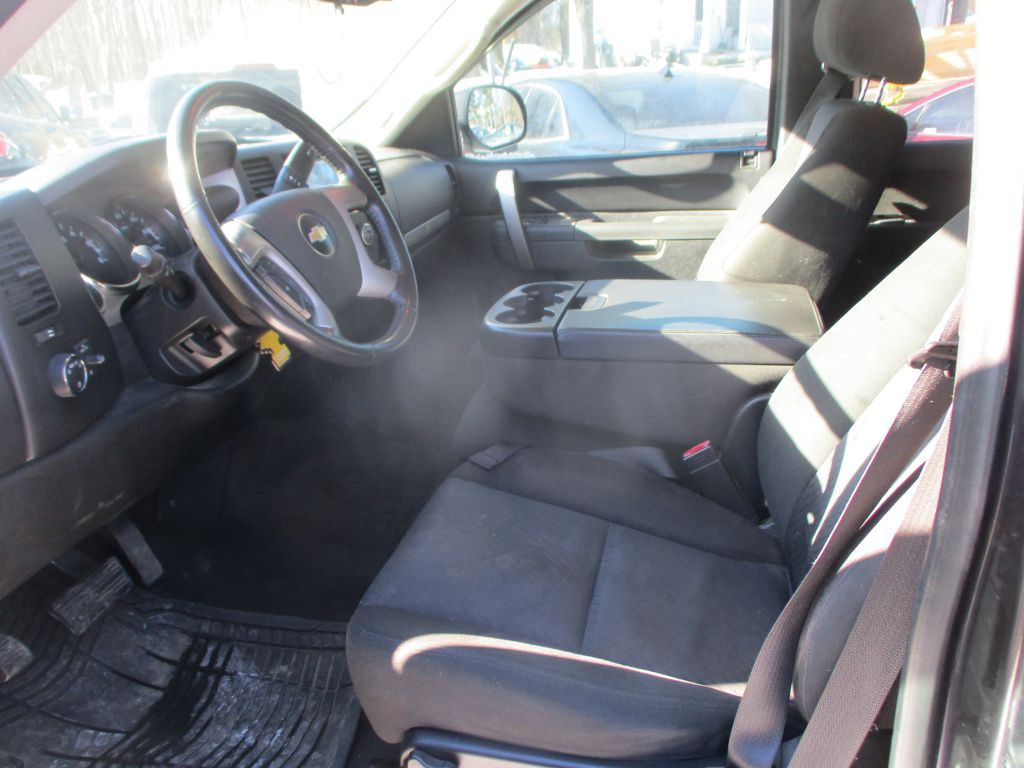 2010 Chevrolet Silverado 1500 Image 10