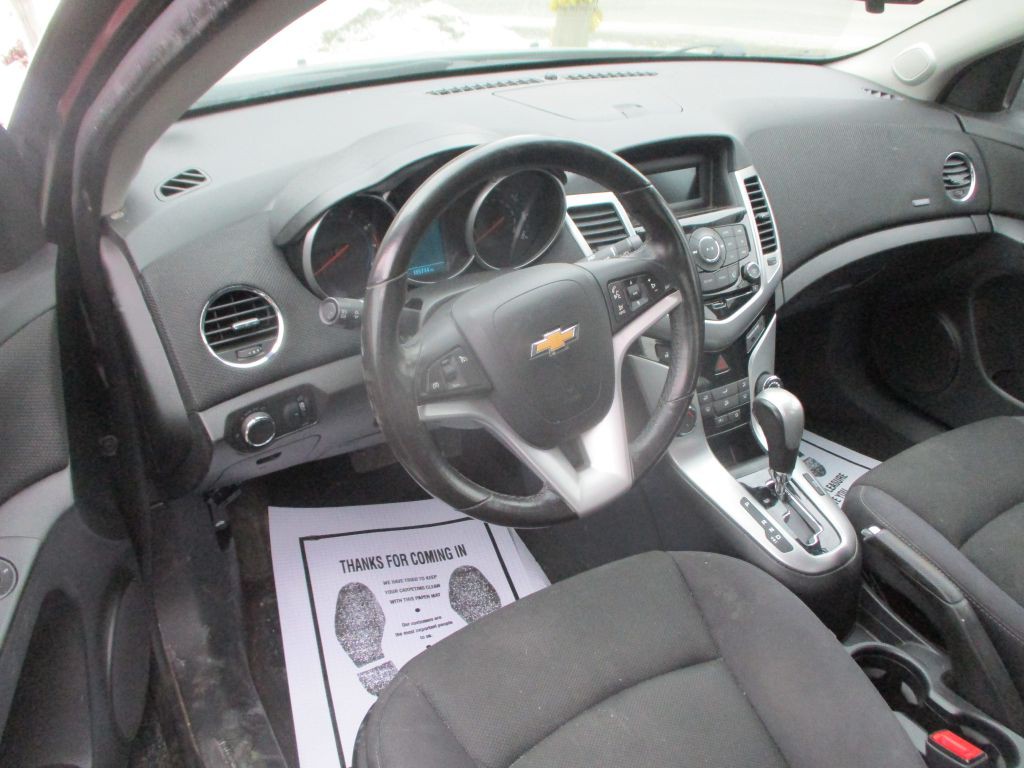 2014 Chevrolet Cruze Image 7