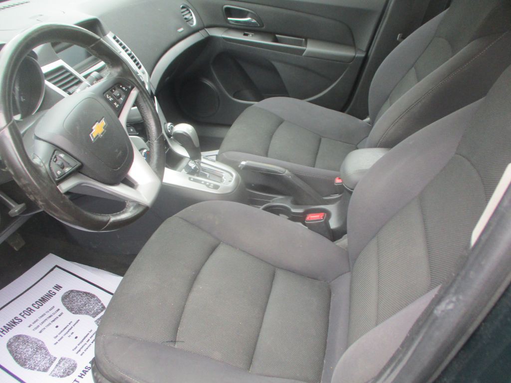2014 Chevrolet Cruze Image 9