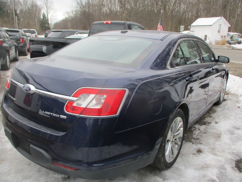 2011 Ford Taurus Image 5