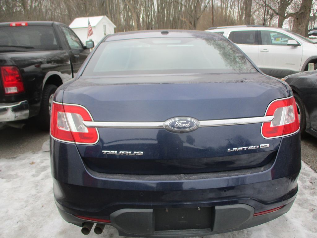 2011 Ford Taurus Image 7