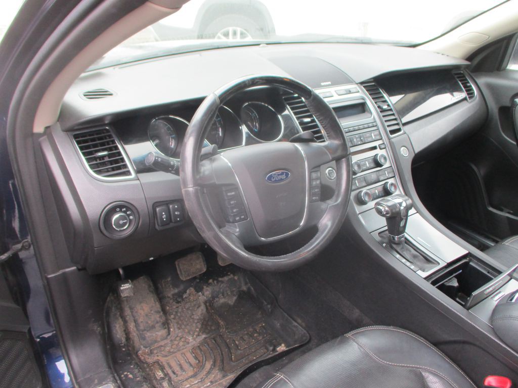 2011 Ford Taurus Image 11