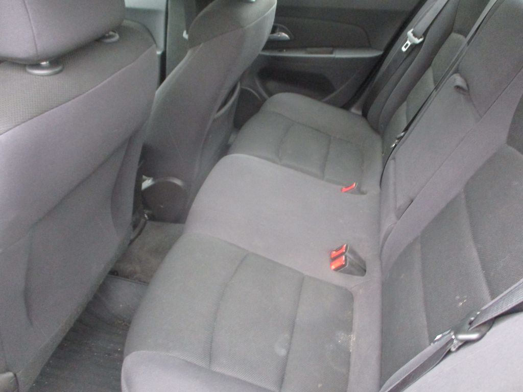 2015 Chevrolet Cruze Image 8