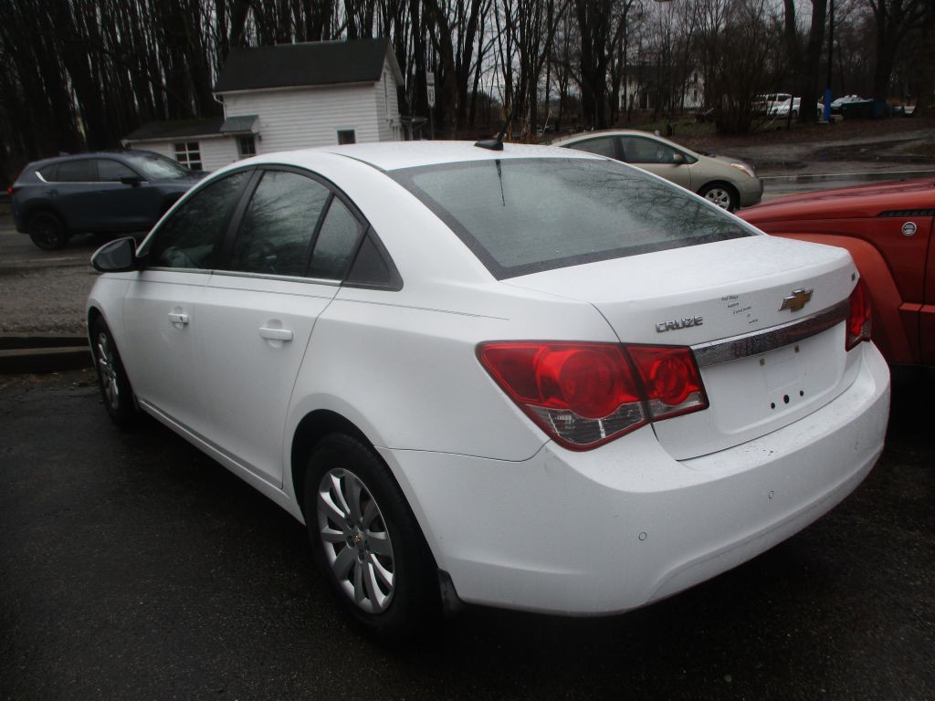 2011 Chevrolet Cruze Image 5