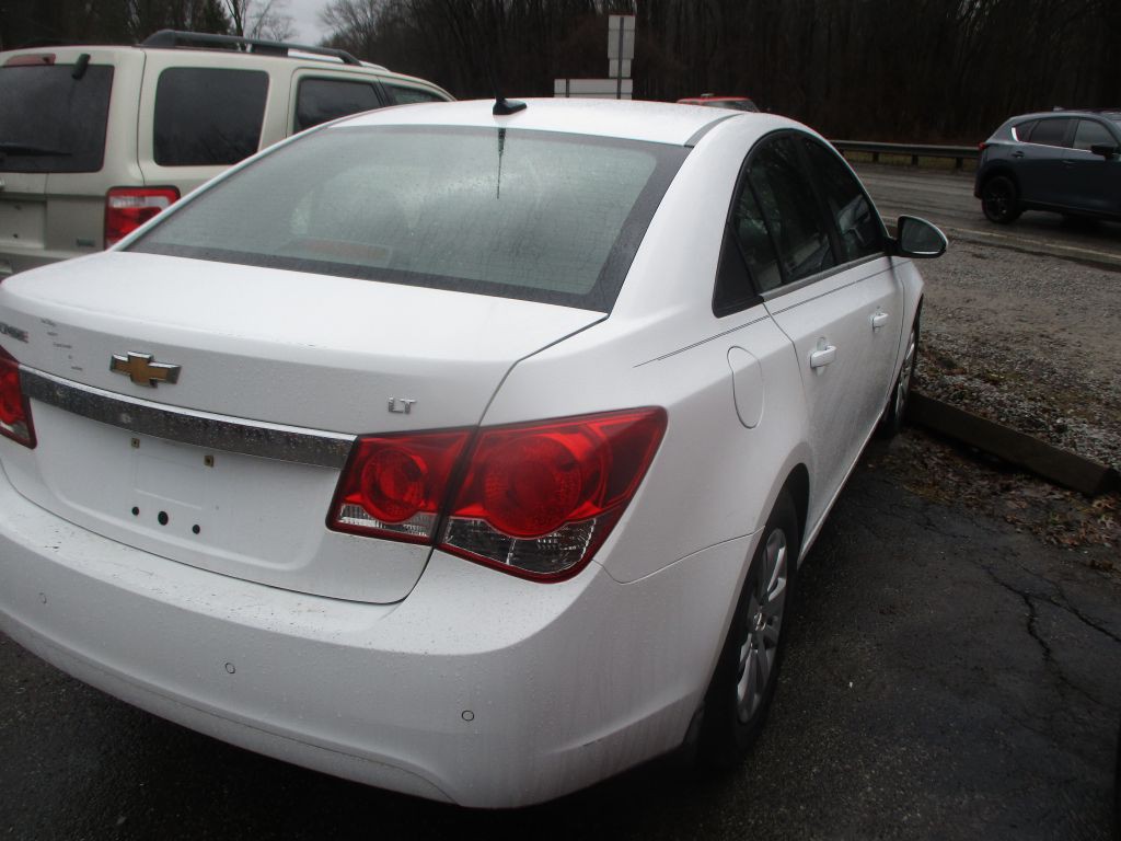 2011 Chevrolet Cruze Image 7