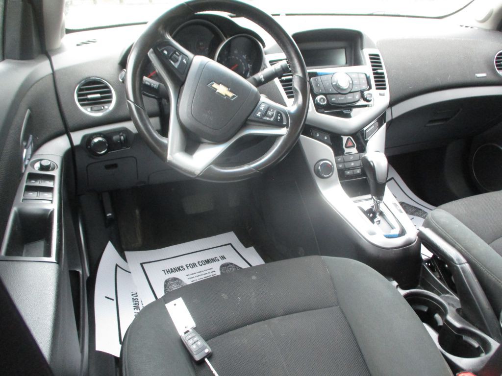 2011 Chevrolet Cruze Image 9