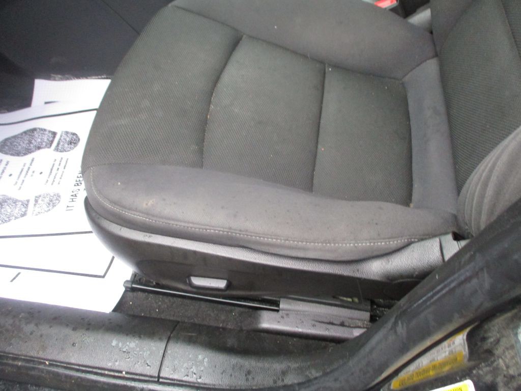 2016 Chevrolet Cruze Image 12