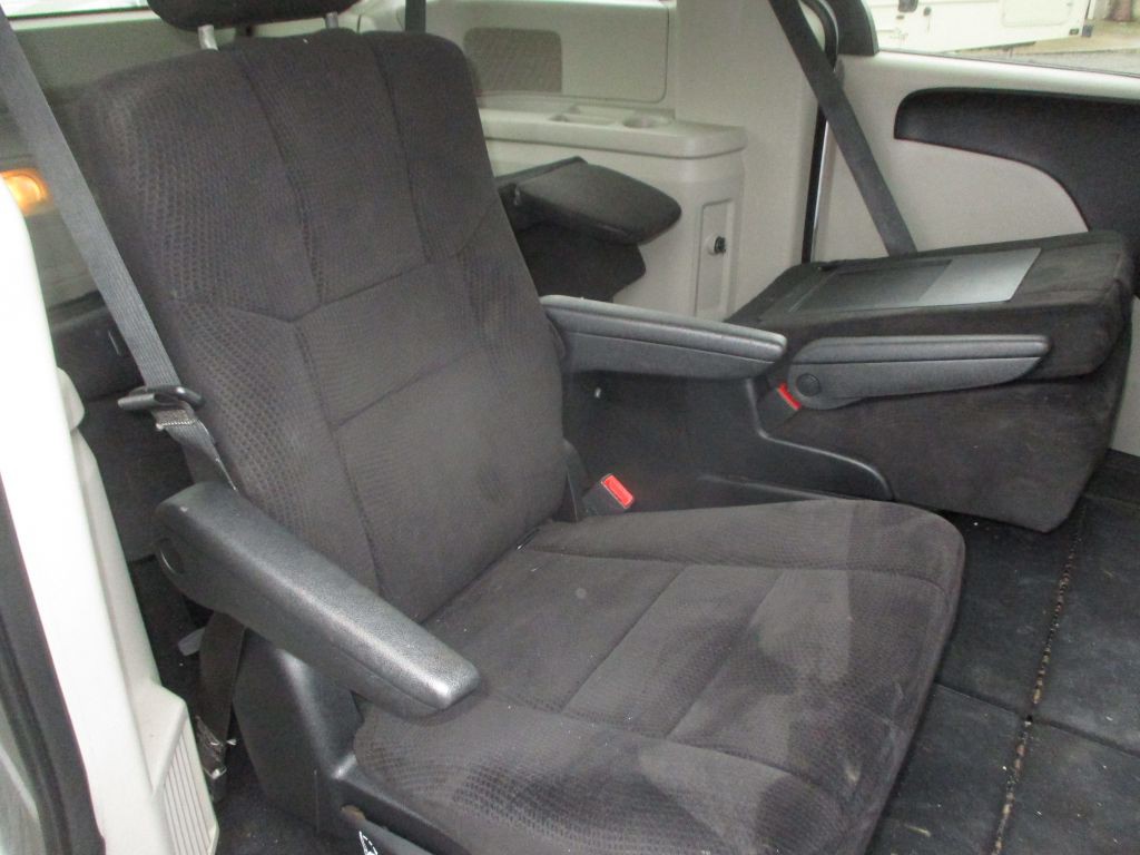 2012 Dodge Grand Caravan Image 5