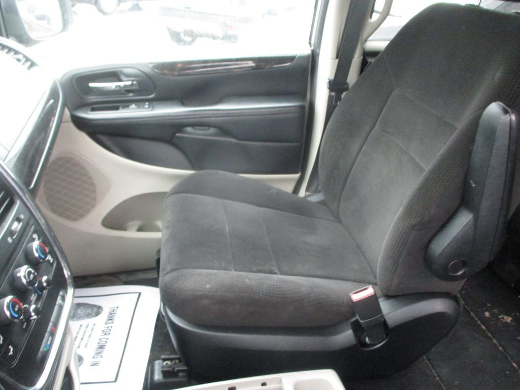 2012 Dodge Grand Caravan Image 13