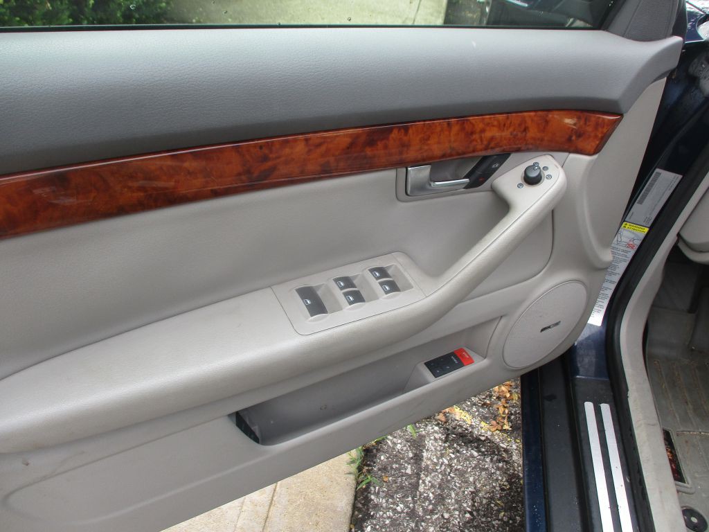 2009 Audi A4 Image 8