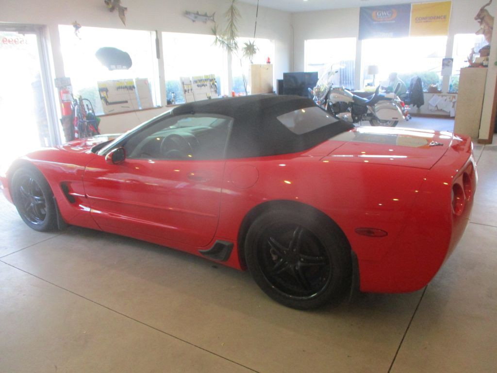 2000 Chevrolet Corvette Image 5