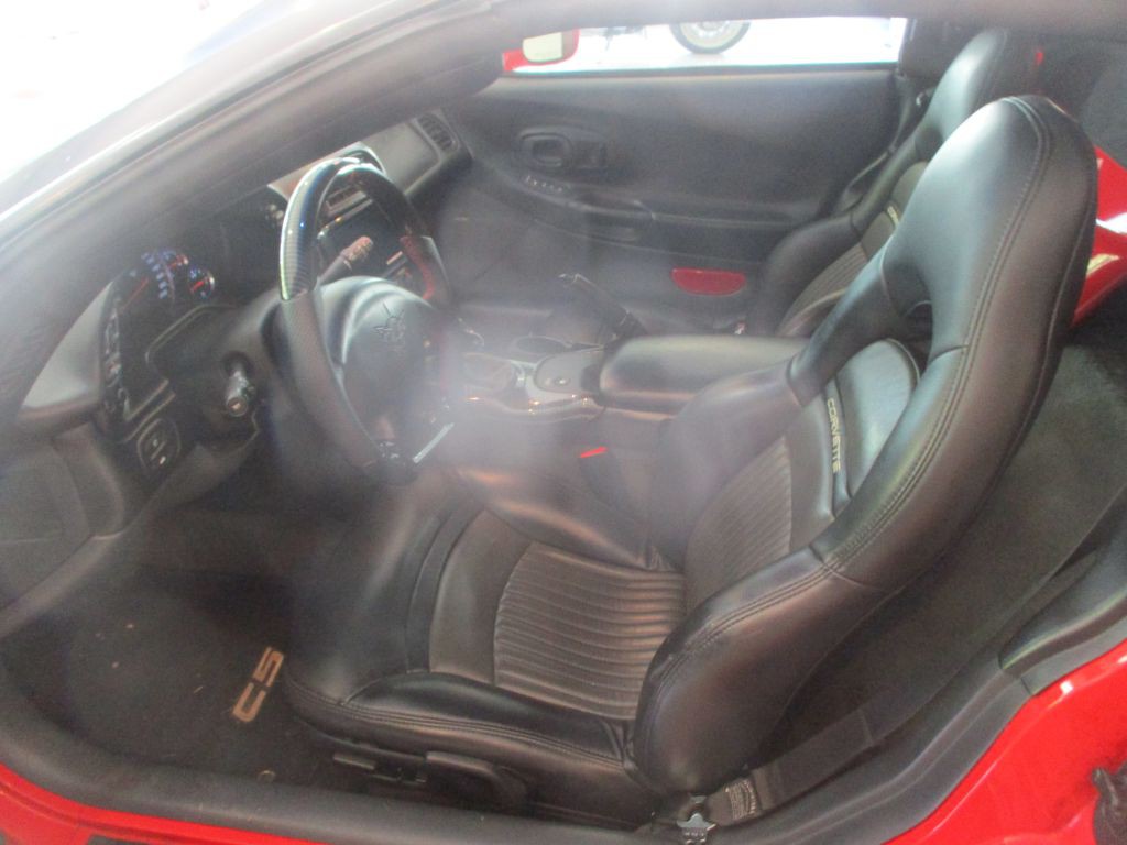2000 Chevrolet Corvette Image 8