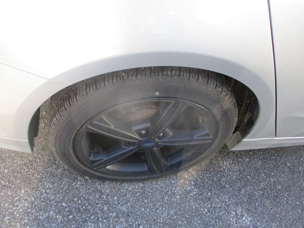 2014 Ford Fusion Image 4