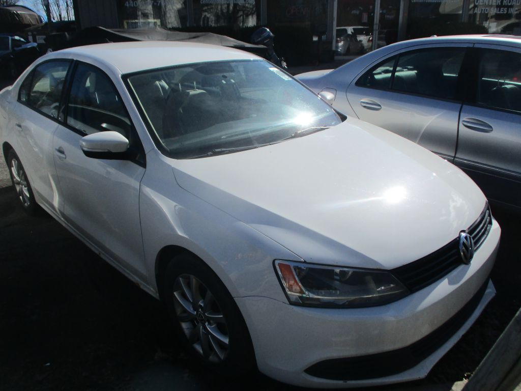 2011 Volkswagen Jetta Image 1