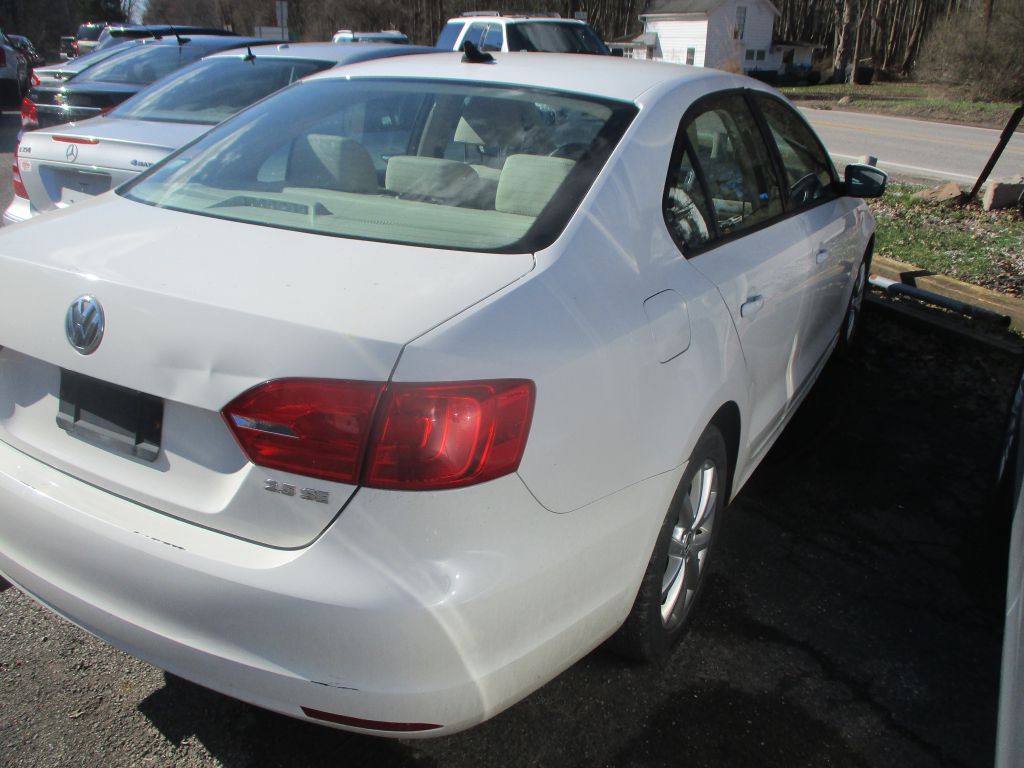 2011 Volkswagen Jetta Image 6