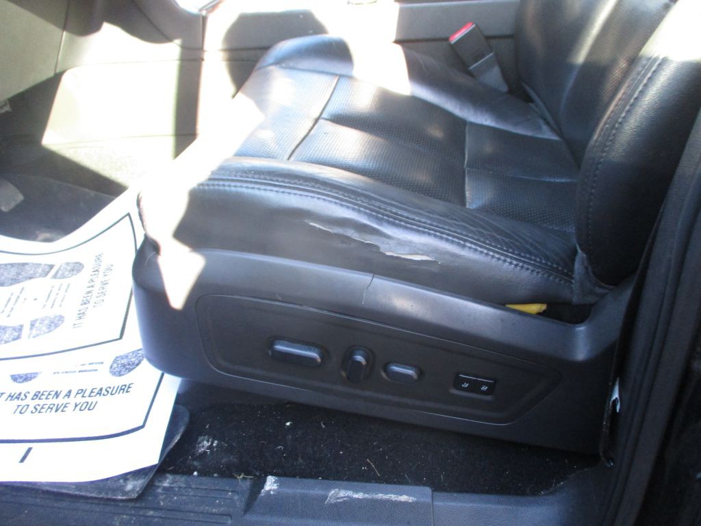 2012 Lincoln Navigator Image 8