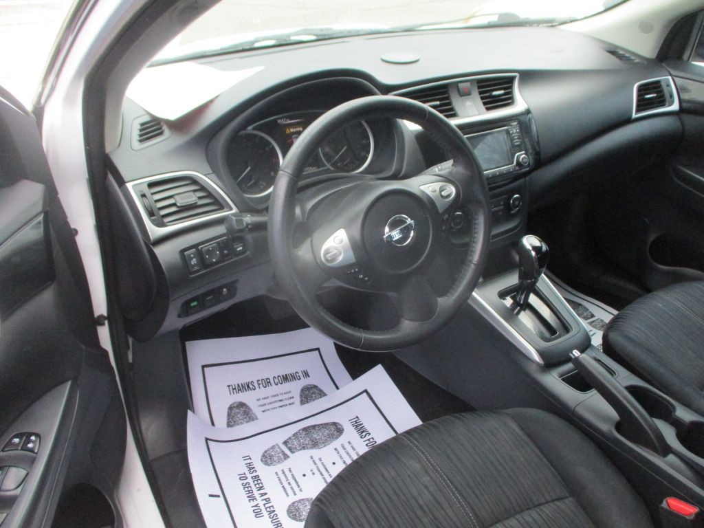 2016 Nissan Sentra Image 5