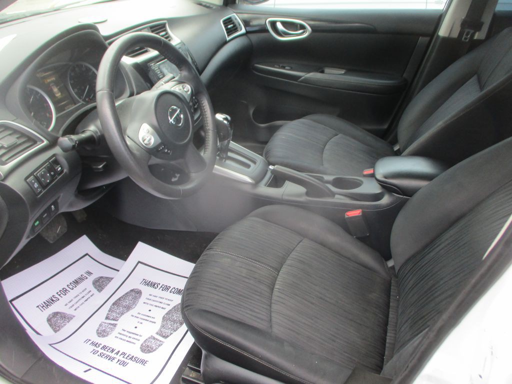 2016 Nissan Sentra Image 7